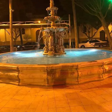 Front With Stunning Ocean Views! 公寓