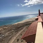 Front With Stunning Ocean Views! Apartamento