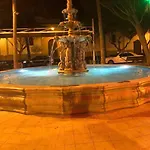 Front With Stunning Ocean Views! Apartamento