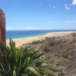 Front With Stunning Ocean Views! Apartamento