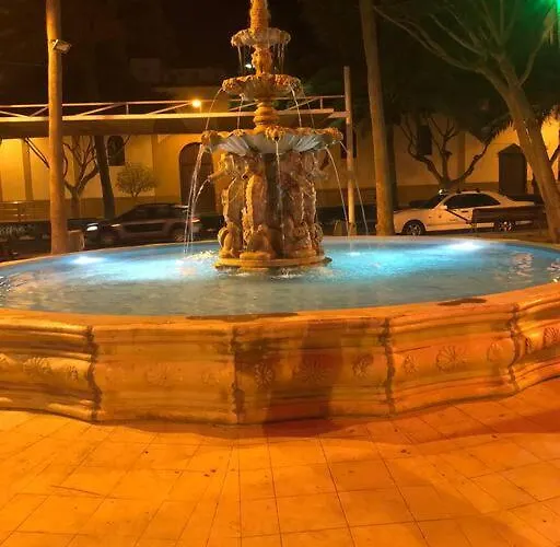 Front With Stunning Ocean Views! Lägenhet