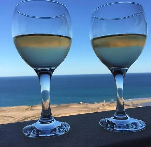 Lägenhet Front With Stunning Ocean Views! *