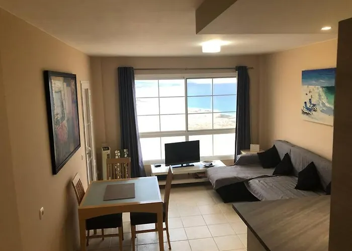 Lägenhet Front With Stunning Ocean Views!