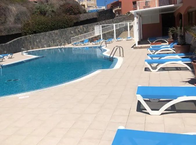 Front With Stunning Ocean Views! *